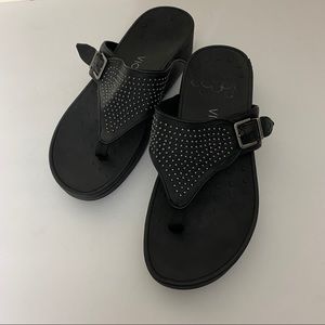 Vionic Black Flip Flop